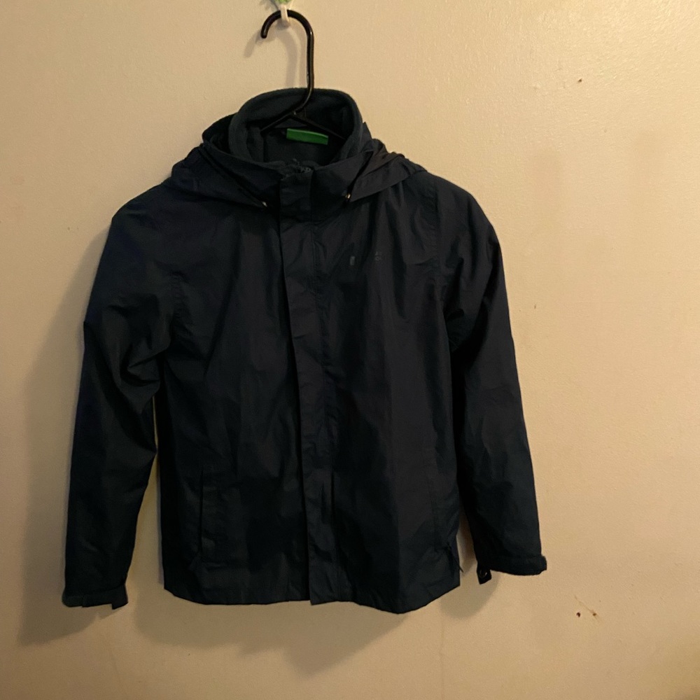 Mountain warehouse jacket size: 9-10 years old